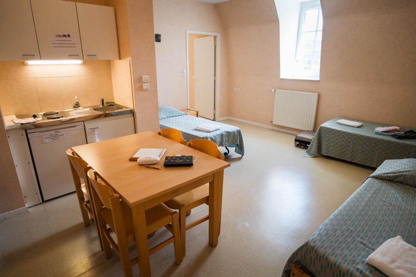 Accueil Du Couvent De Malet Hotel Saint-Come-d'Olt Room photo